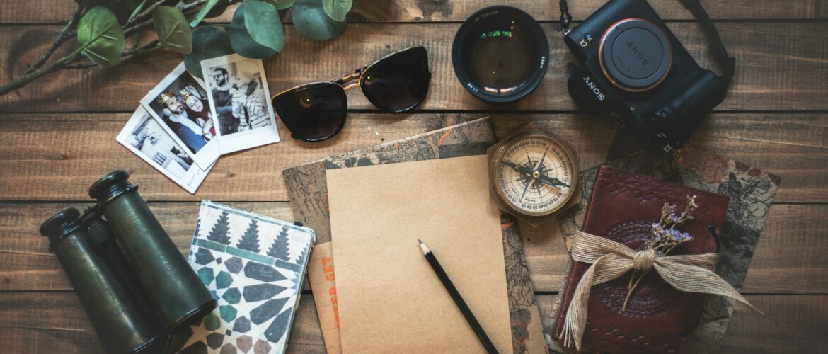 Planeación de viaje con pasaporte y documentos